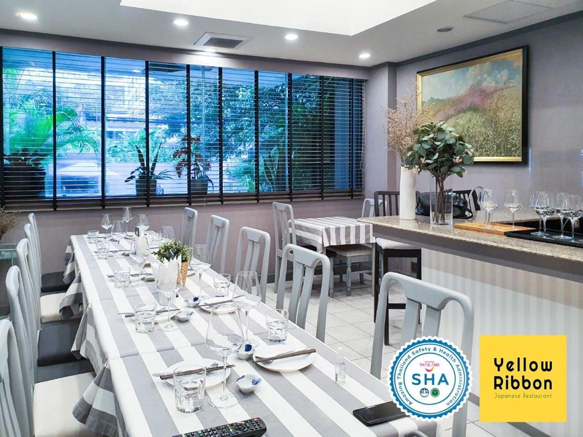 Yellow Ribbon Hills Boutique Suites Bangkok Buitenkant foto