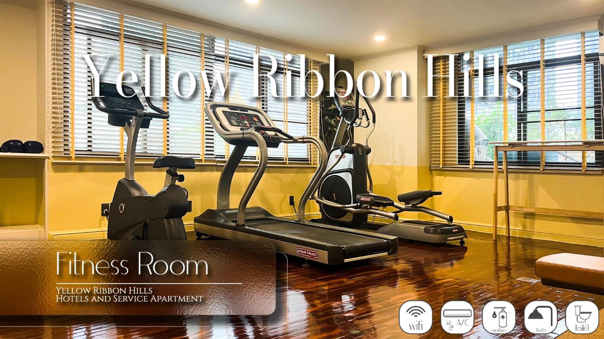 Yellow Ribbon Hills Boutique Suites Bangkok Buitenkant foto