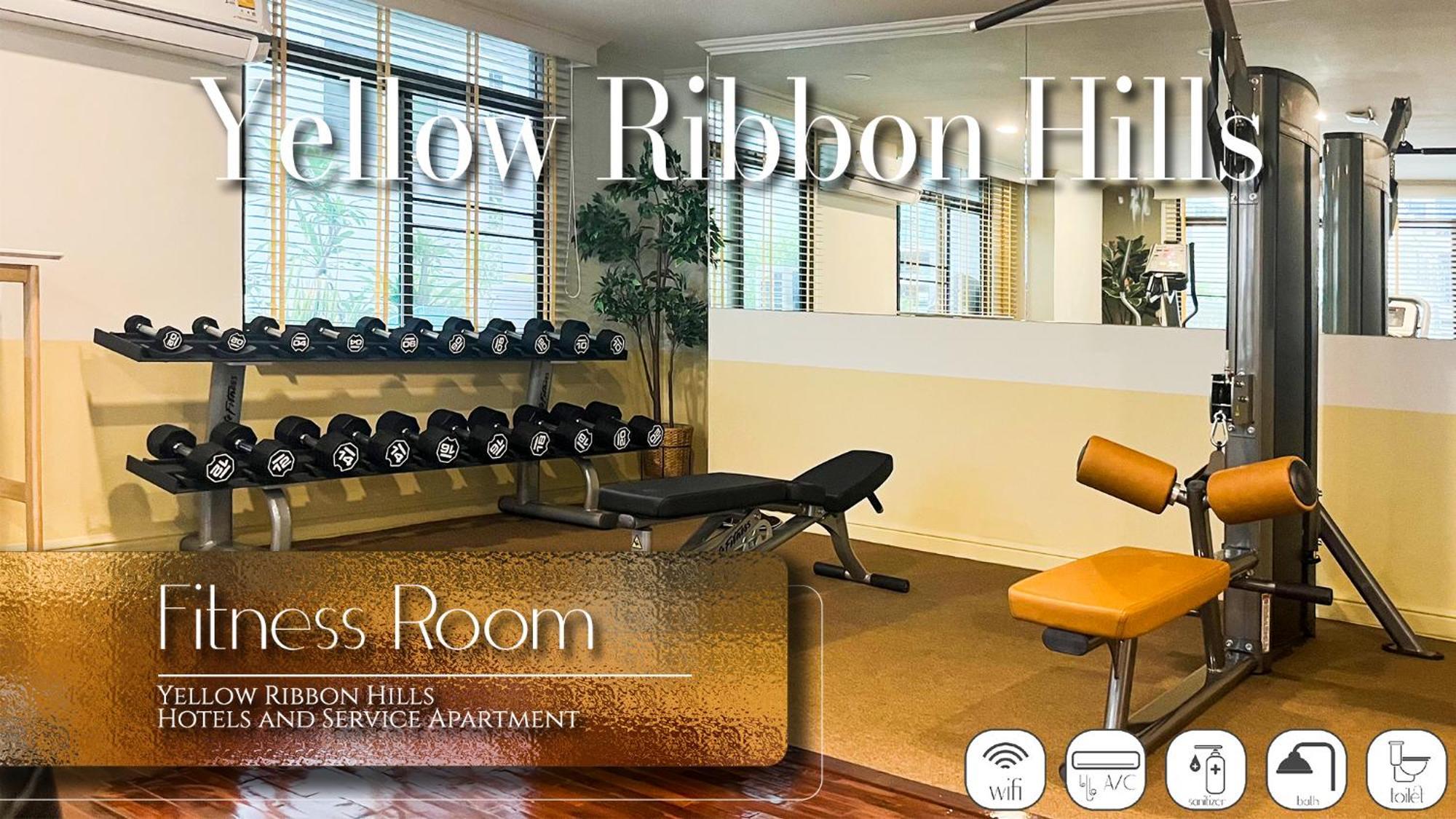 Yellow Ribbon Hills Boutique Suites Bangkok Buitenkant foto