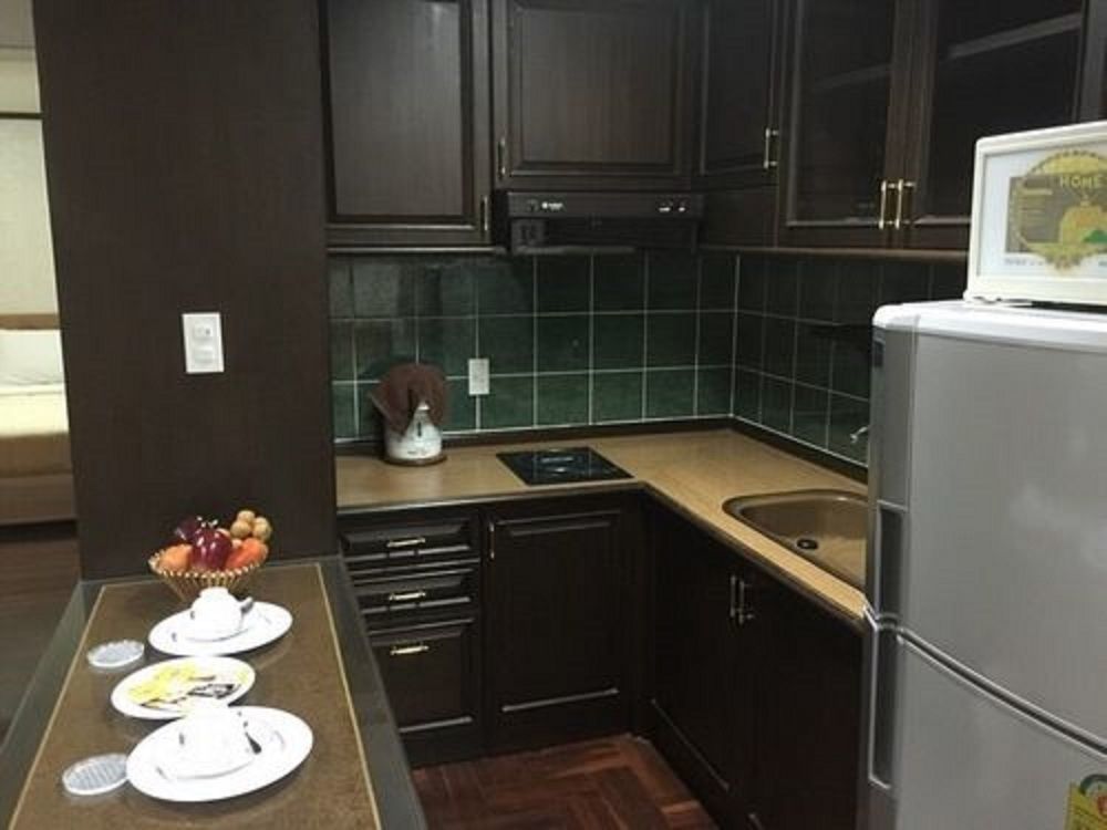 Yellow Ribbon Hills Boutique Suites Bangkok Buitenkant foto