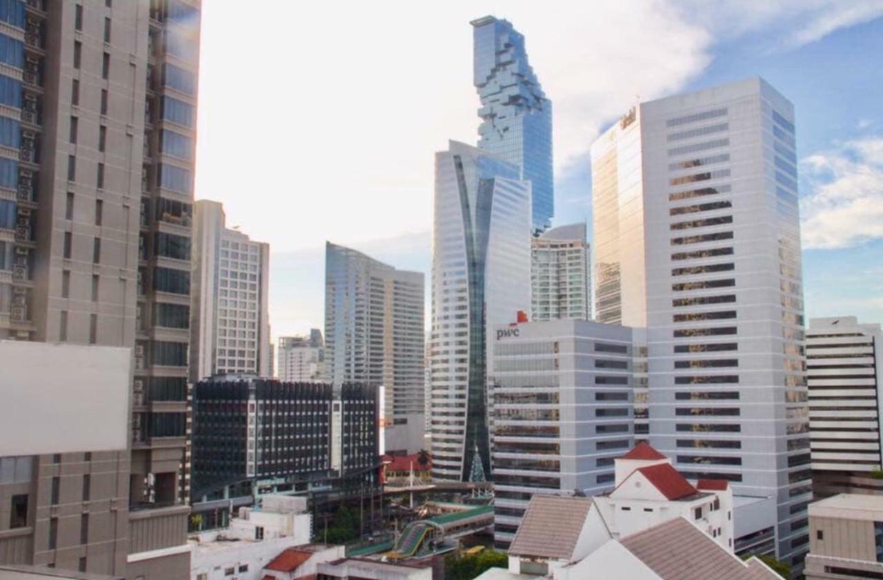 Yellow Ribbon Hills Boutique Suites Bangkok Buitenkant foto